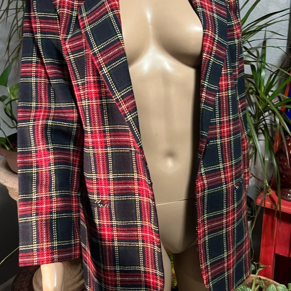 Black & red plaid blazer size 6P wool blend - Picture 4 of 9